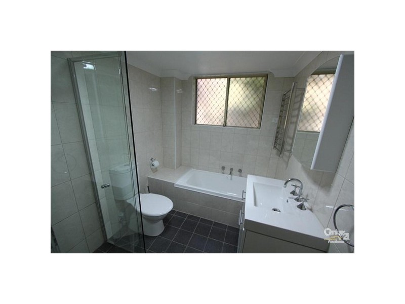 1/415-417 Forest Rd, Penshurst NSW 2222