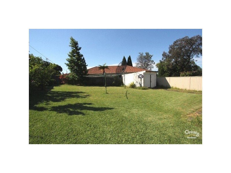 25 Thomas Street, Hurstville NSW 2220