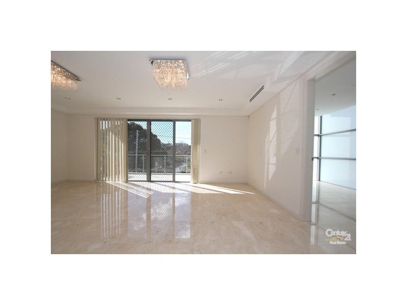 141 LAYCOCK RD, Hurstville Grove NSW 2220