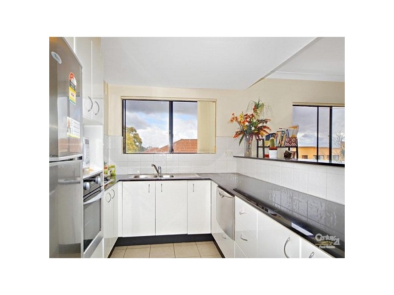 8/36 Hudson St, Hurstville NSW 2220