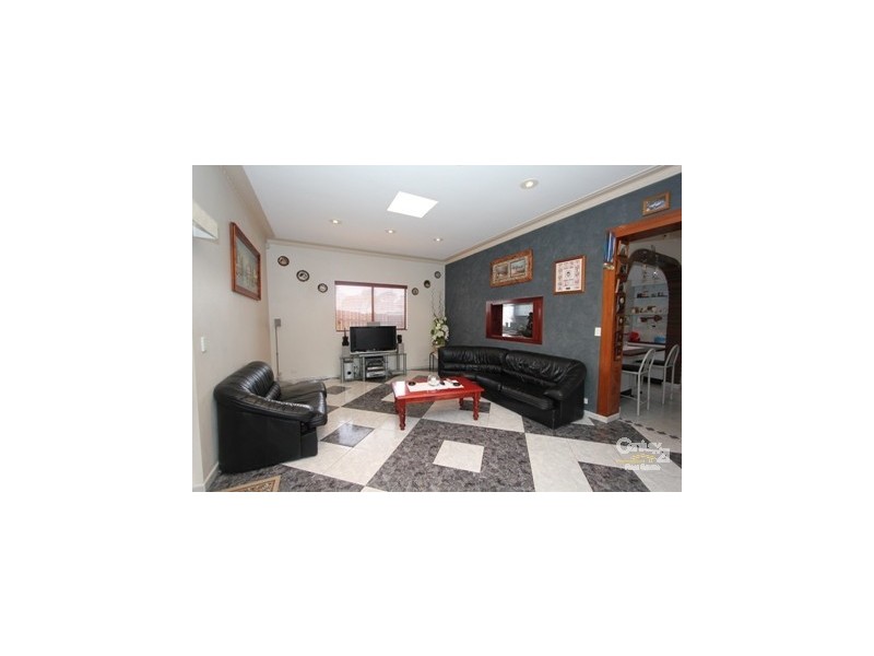 35 Louis Terrace, Hurstville NSW 2220