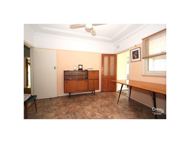 220 Carrington Avenue, Hurstville NSW 2220