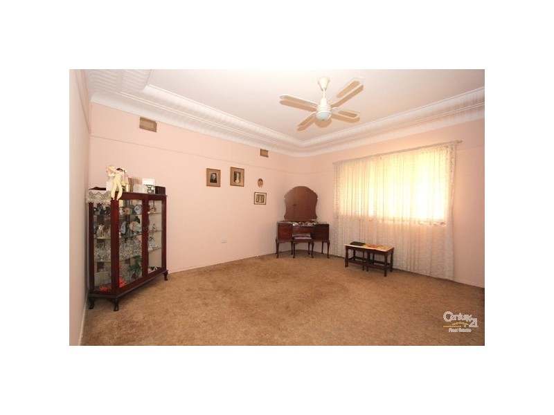 220 Carrington Avenue, Hurstville NSW 2220