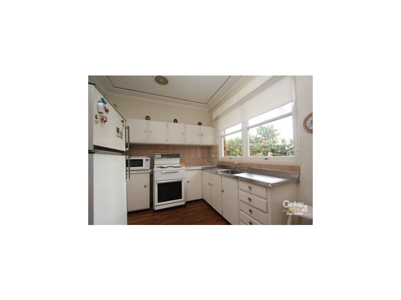 1 Stern Place, Roselands NSW 2196