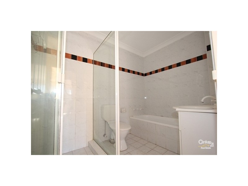 4/67 Queens Road, Hurstville NSW 2220