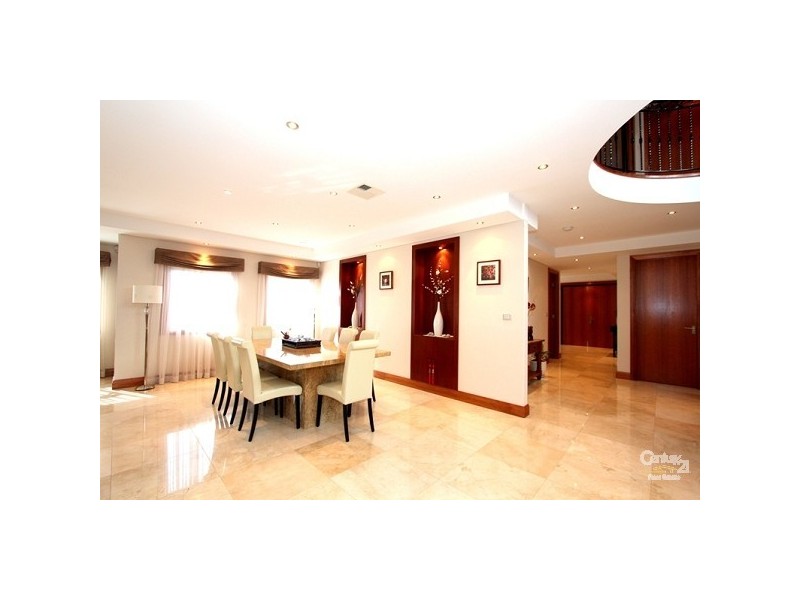 173 Carrington Ave, Hurstville NSW 2220