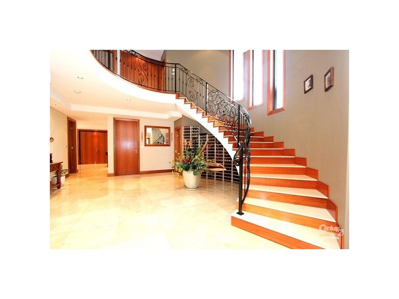 173 Carrington Ave, Hurstville NSW 2220