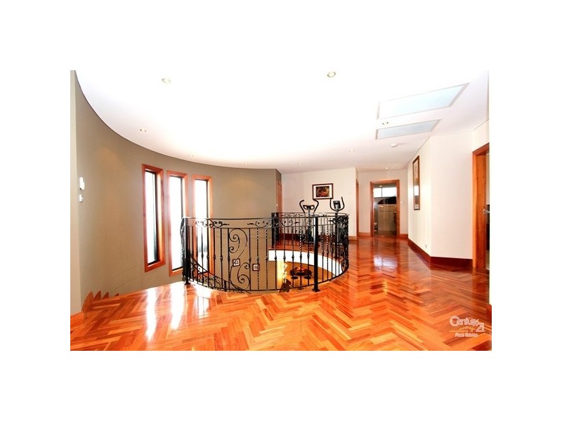 173 Carrington Ave, Hurstville NSW 2220