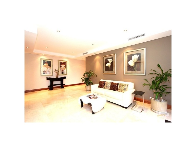 173 Carrington Ave, Hurstville NSW 2220