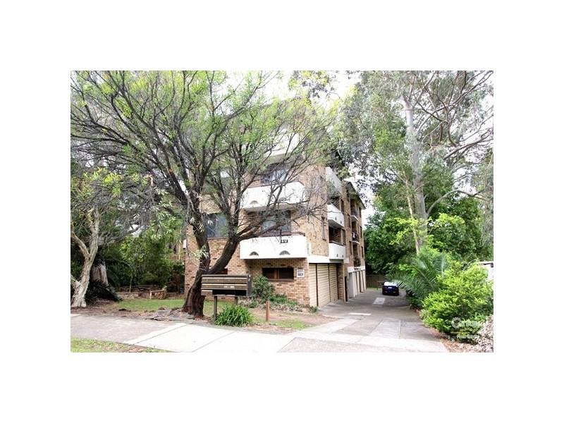 3/8 Gloucester Road, Hurstville NSW 2220