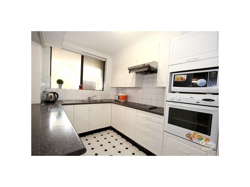 3/8 Gloucester Road, Hurstville NSW 2220