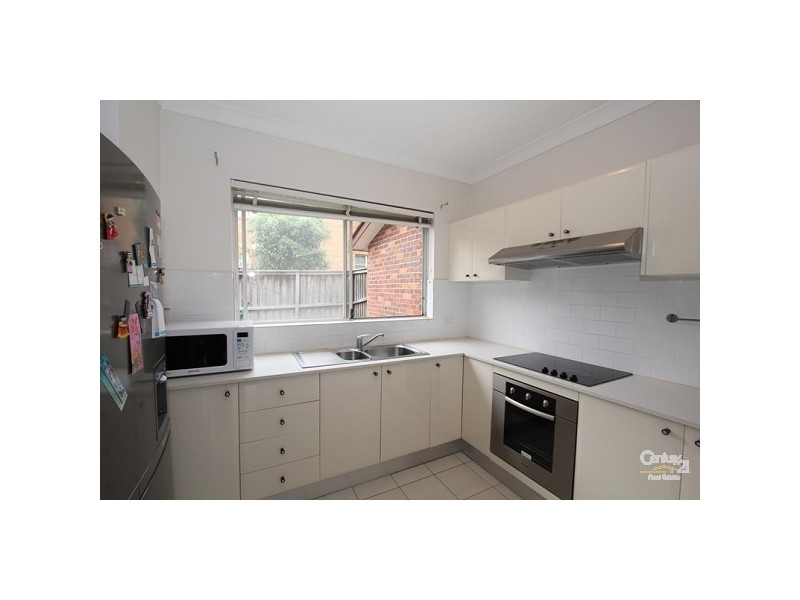 2/29 Empress Street, Hurstville NSW 2220