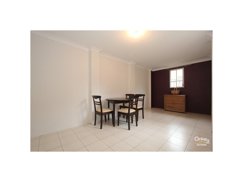 2/29 Empress Street, Hurstville NSW 2220