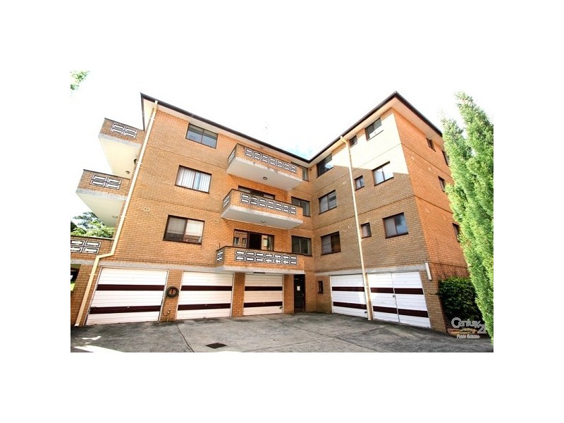 2/9-11 Jubilee Ave, Carlton NSW 2218