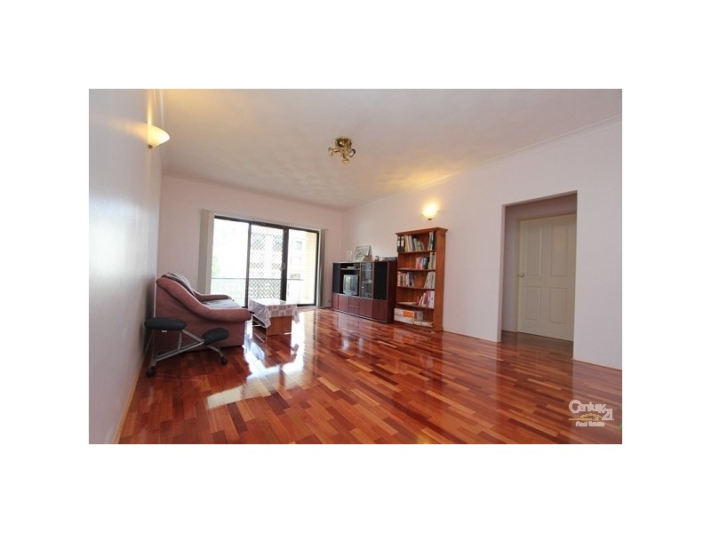 2/9-11 Jubilee Avenue, Carlton NSW 2218