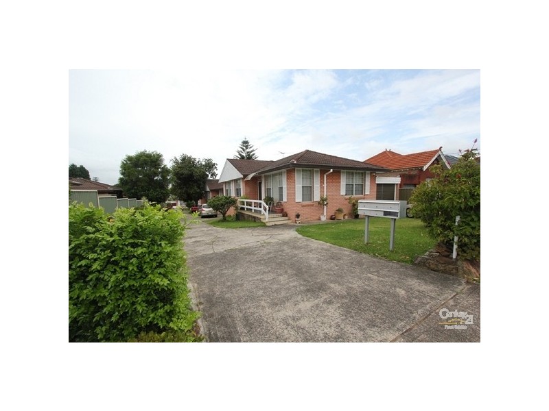 2/55 Caledonian Street, Bexley NSW 2207