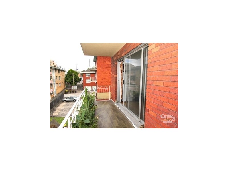 6/83 Queens Road, Hurstville NSW 2220