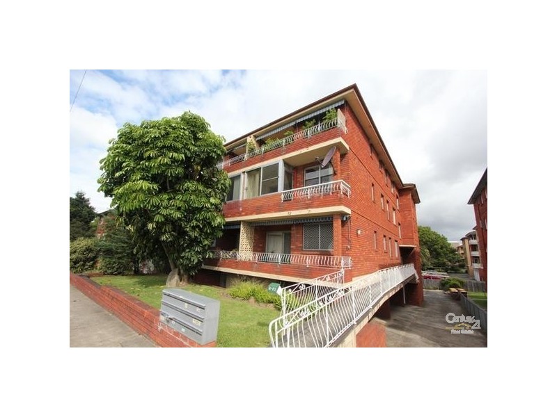 8/83 Queens Road, Hurstville NSW 2220