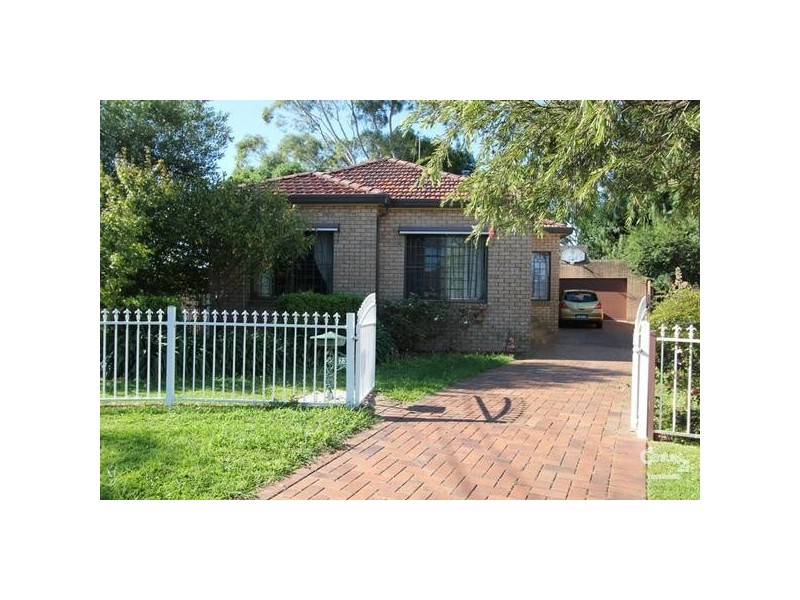 23 Leigh Avenue, Roselands NSW 2196