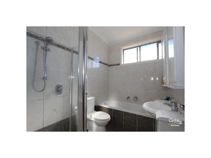 23 Leigh Avenue, Roselands NSW 2196