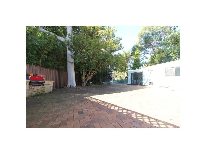 23 Leigh Avenue, Roselands NSW 2196