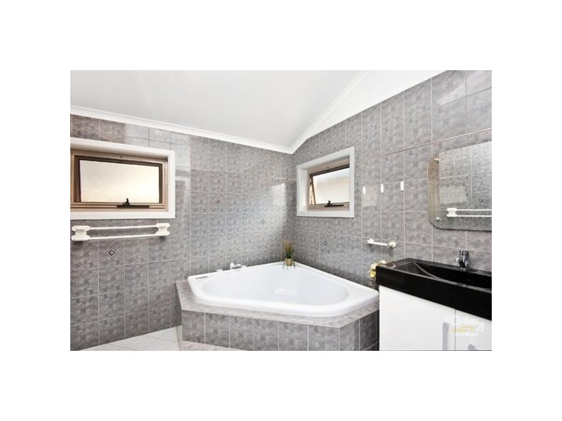 102 Greenacre Road, Connells Point NSW 2221