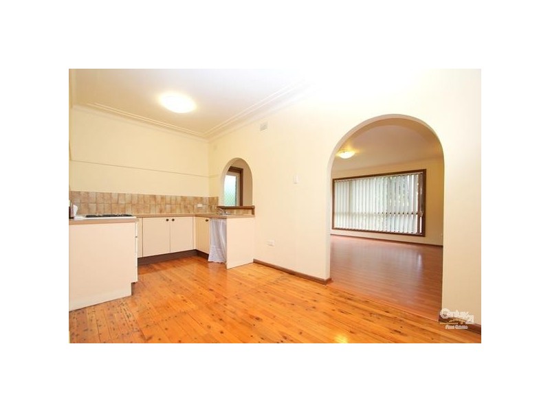 1 Sunlea Avenue, Mortdale NSW 2223