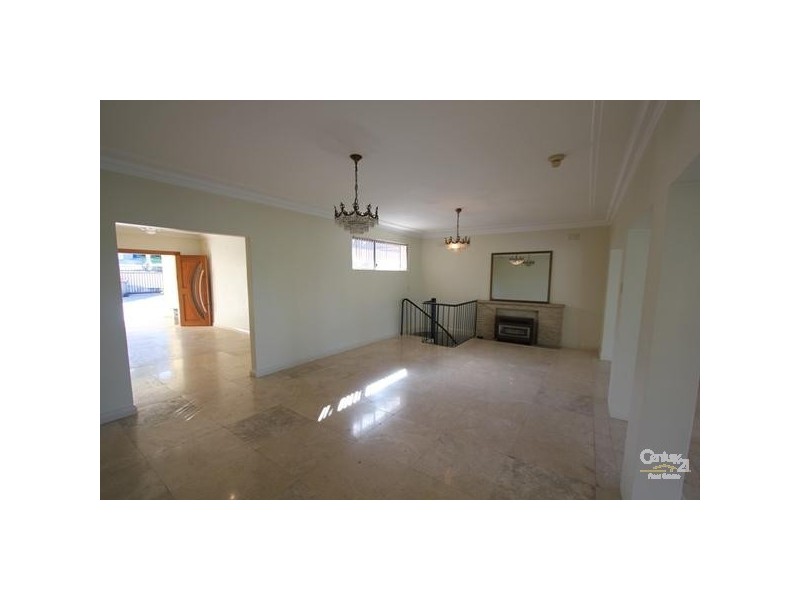 18 Castle Street, Blakehurst NSW 2221