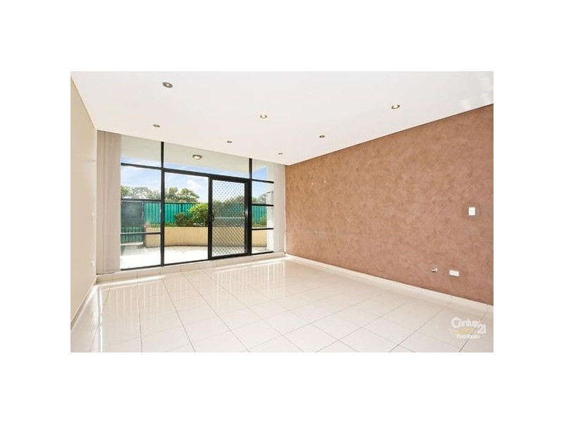 2/2 Willison Road, Carlton NSW 2218