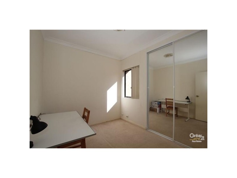 2/1-2 Rena Street, Hurstville NSW 2220