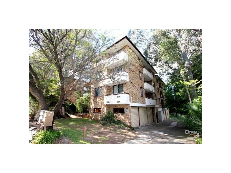 3/8 Gloucester Road, Hurstville NSW 2220