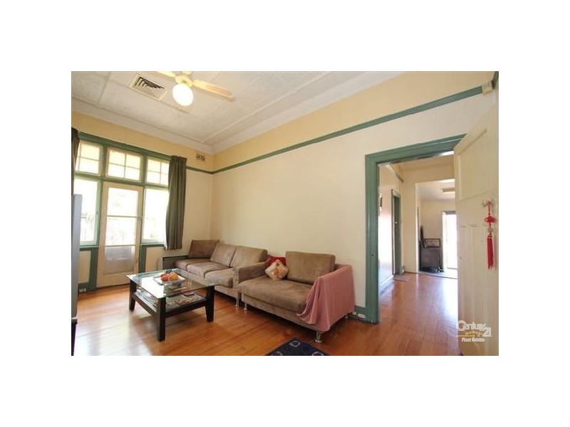 21 Clevedon Road, Hurstville NSW 2220