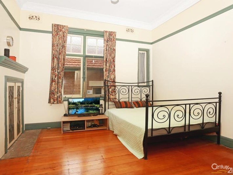 21 Clevedon Road, Hurstville NSW 2220