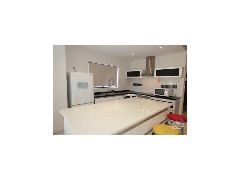 1 lawrence Street, Peakhurst NSW 2210