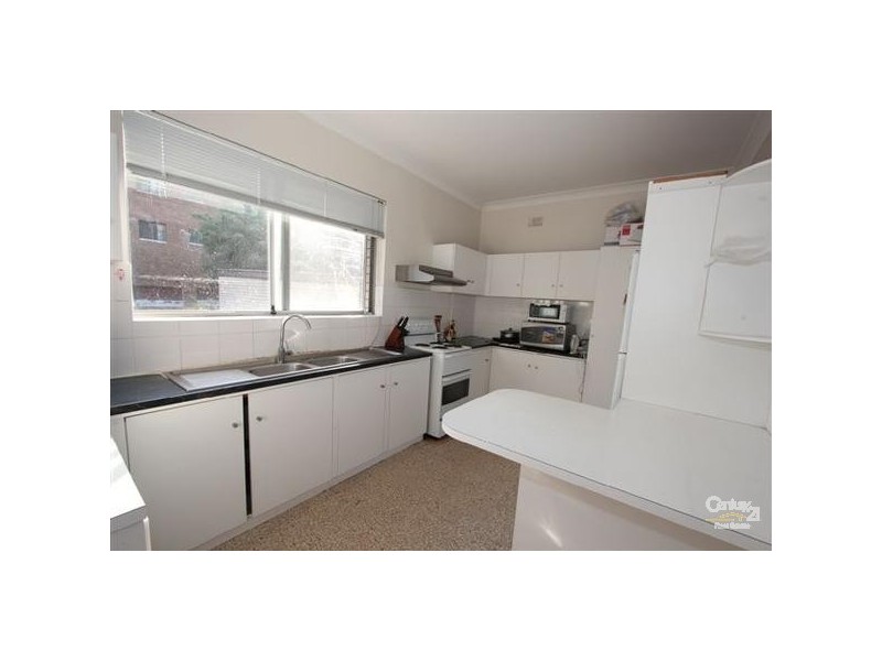 1/13 Woids Avenue, Hurstville NSW 2220