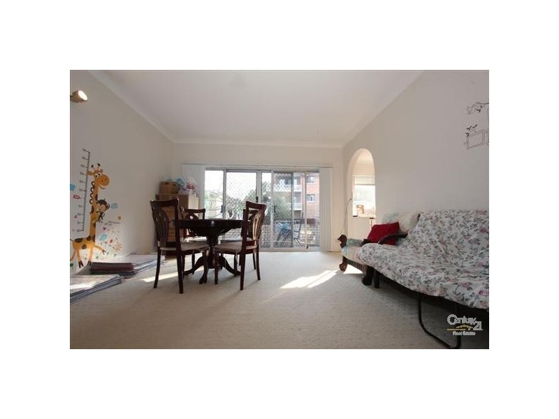 1/13 Woids Avenue, Hurstville NSW 2220