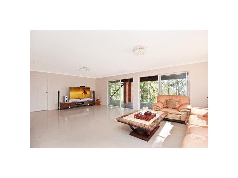 33a Woodlands Avenue, Lugarno NSW 2210