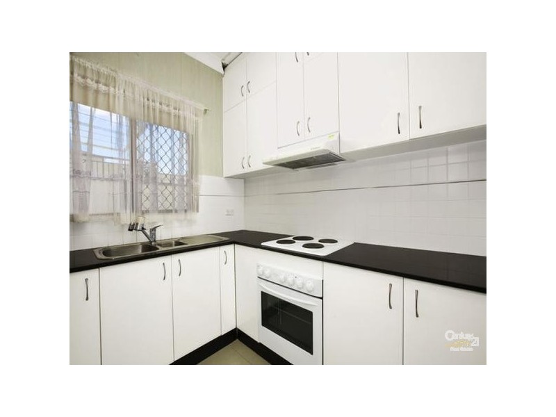 2/43 Clevedon, Hurstville NSW 2220