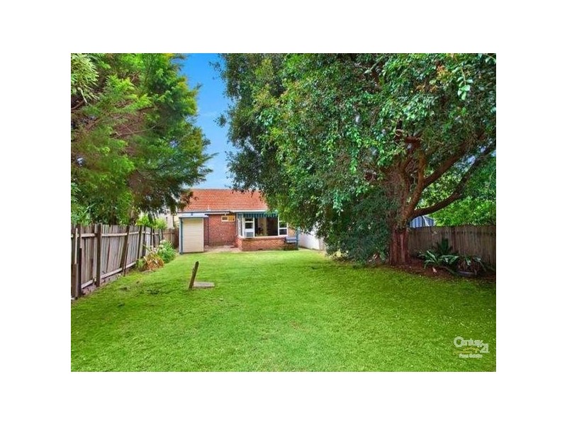 129 Croydon Rd, Hurstville NSW 2220