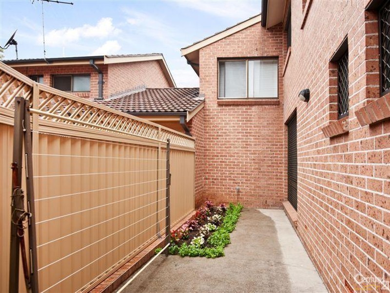 9/98-104 Woniora Road, Hurstville NSW 2220