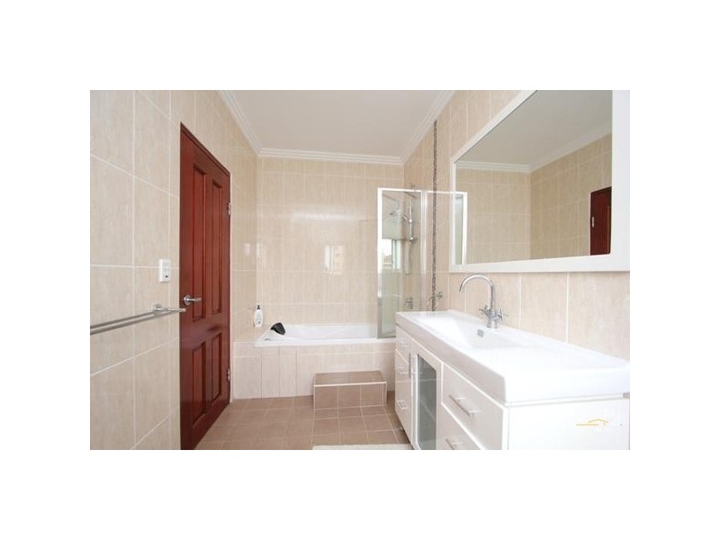 65 Wright St, Hurstville NSW 2220