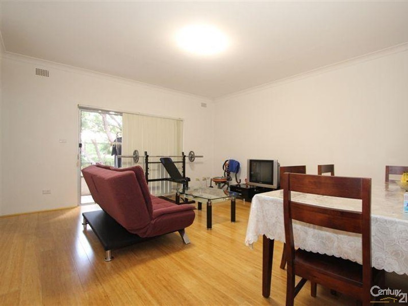 9/42 St Georges Pde, Hurstville NSW 2220