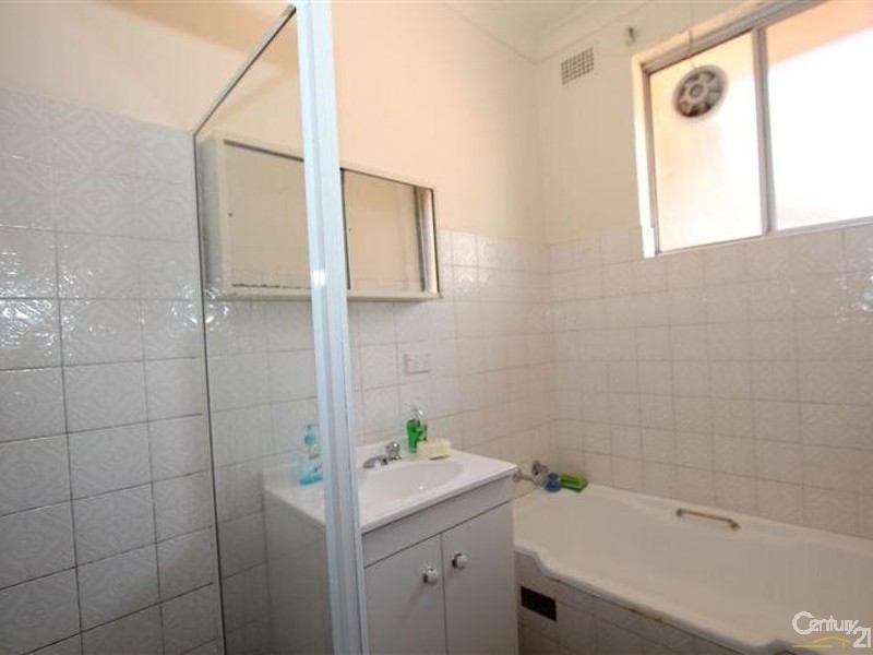 9/42 St Georges Pde, Hurstville NSW 2220