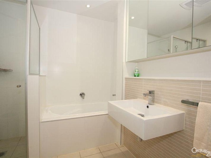 319/6 Baywater Road, Wentworth Point NSW 2127