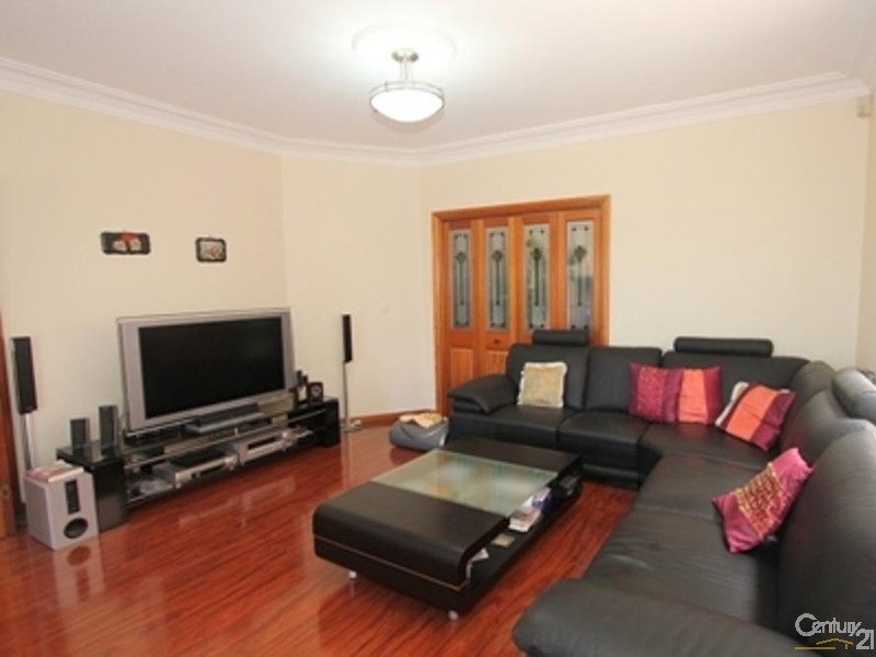 106 Dora Street, Hurstville NSW 2220