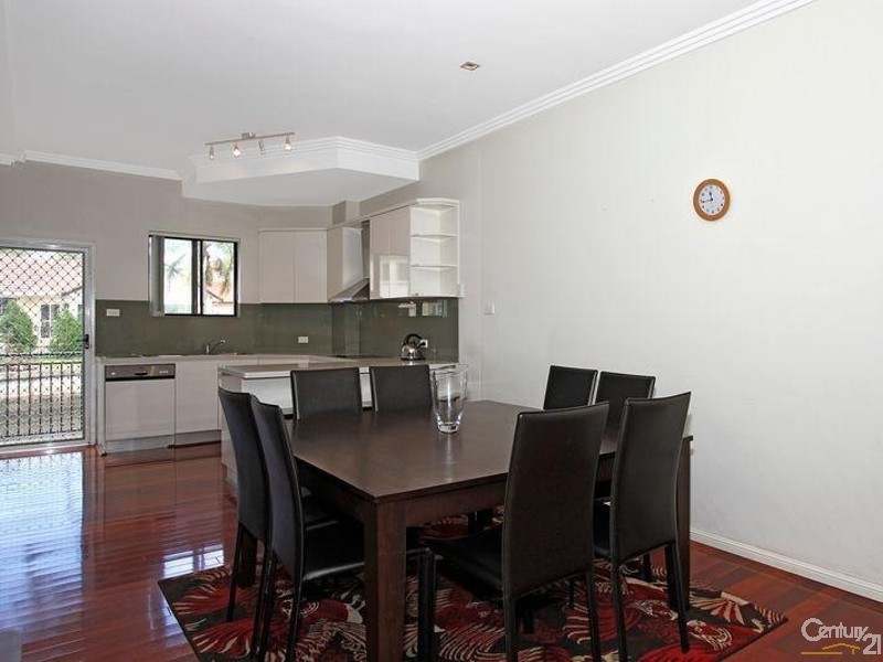 2/3 Richmond Ave, Sylvania Waters NSW 2224