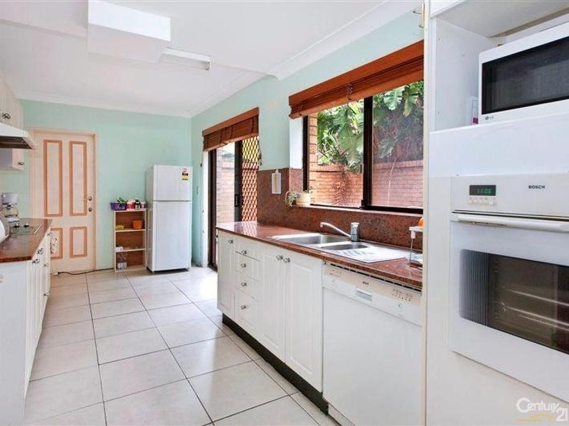 4/151 Woniora Road, Hurstville NSW 2220