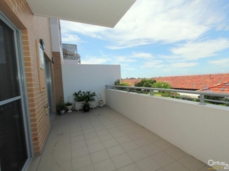 9/2-4 West Street, Hurstville NSW 2220