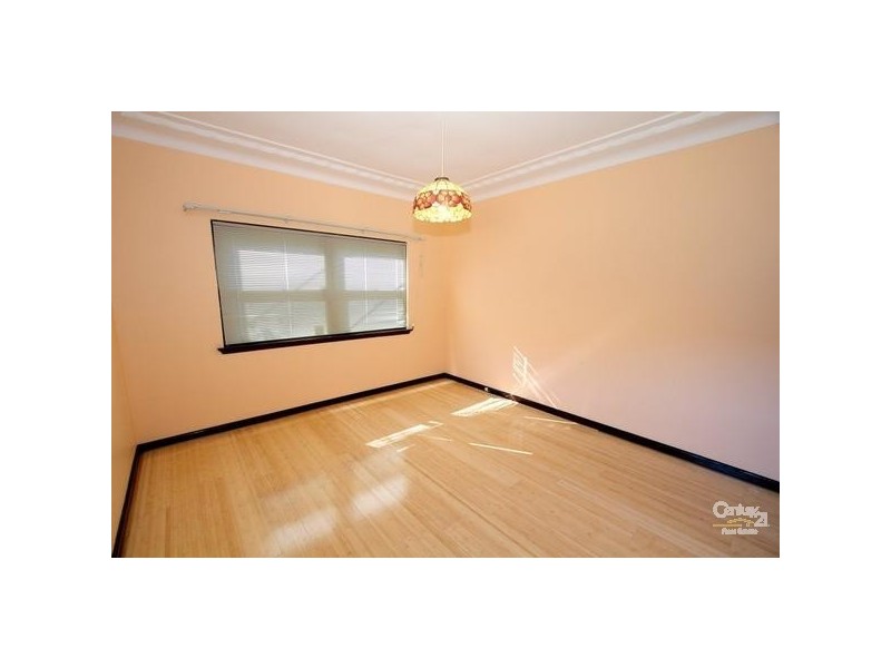 40 Illawarra Parade, Beverly Hills NSW 2209