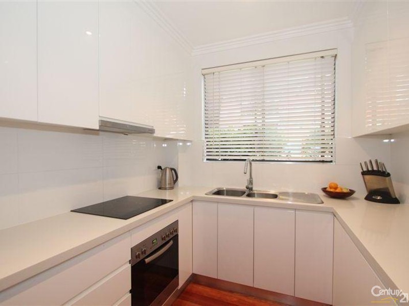 2/17 Woids Avenue, Hurstville NSW 2220